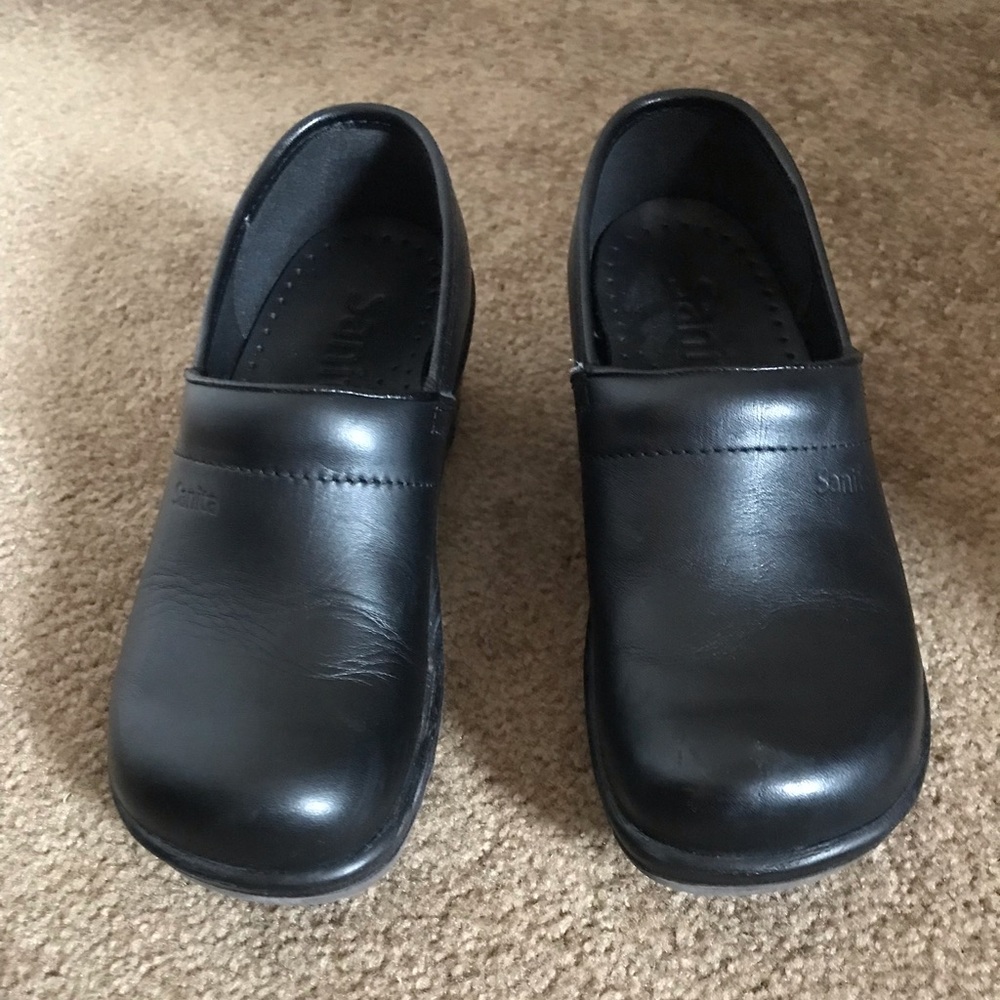 Sanita clogs